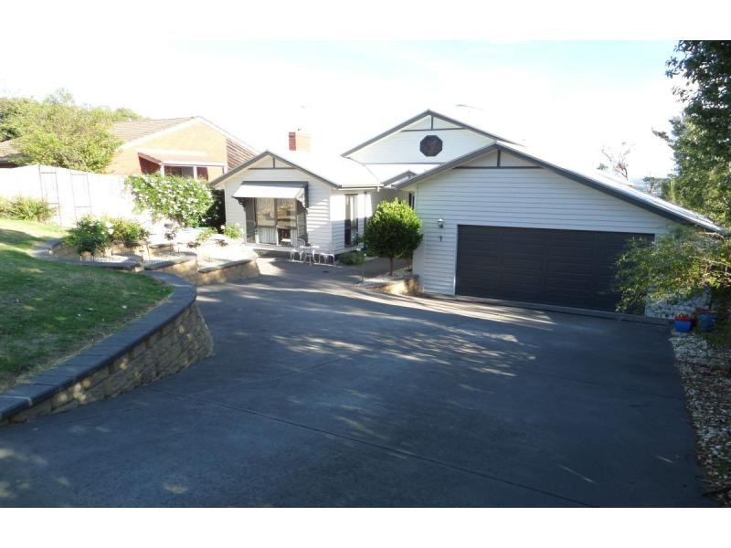 12 Brighton Crescent, Mount Eliza VIC 3930