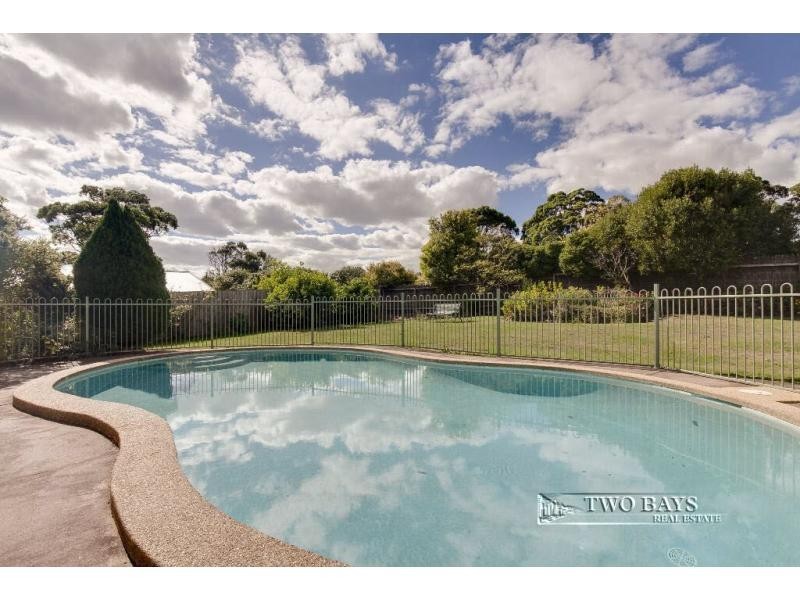 18 Glen Shian Lane, Mount Eliza VIC 3930