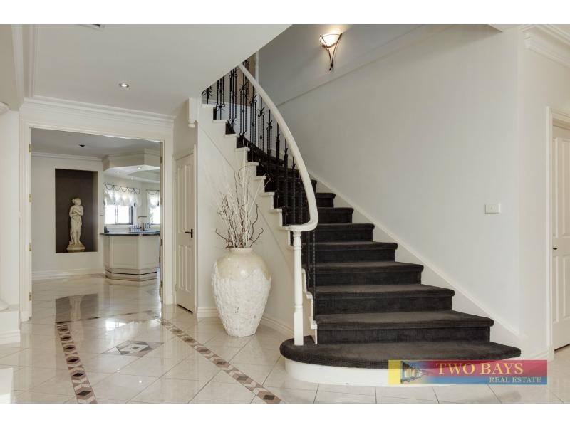 14 Rannoch Avenue, Mount Eliza VIC 3930