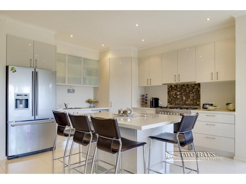 72 Station Street, Mount Eliza VIC 3930