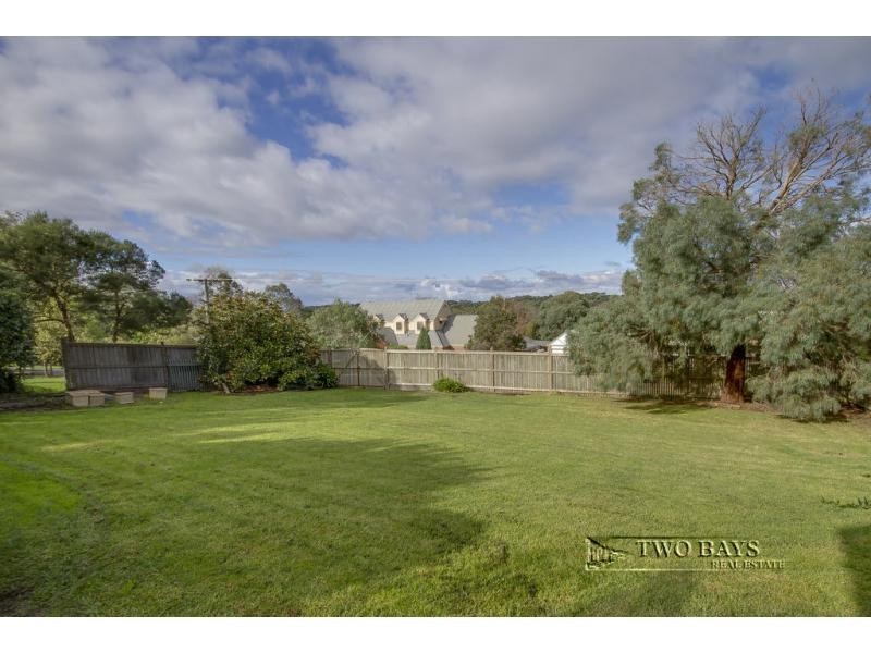 72 Station Street, Mount Eliza VIC 3930