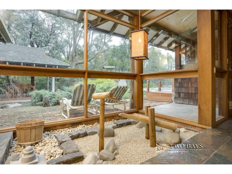 27 Glen Shian Lane, Mount Eliza VIC 3930