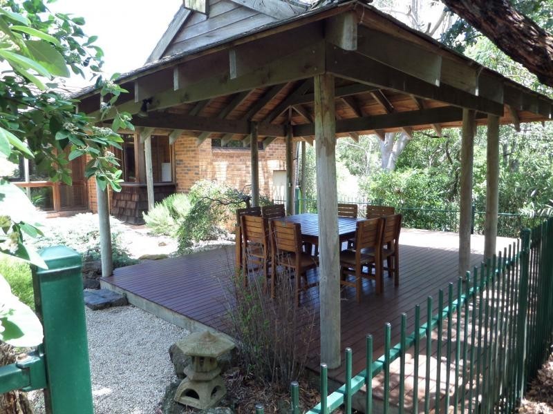 27 Glen Shian Lane, Mount Eliza VIC 3930