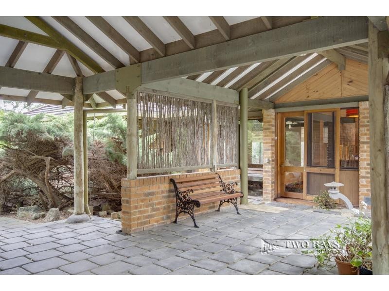 27 Glen Shian Lane, Mount Eliza VIC 3930