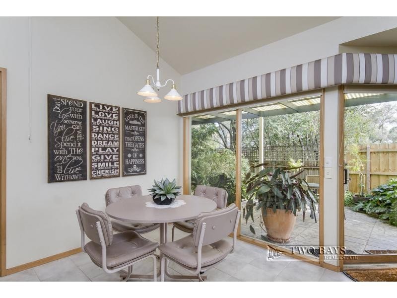 1 St Kilda Street, Mount Eliza VIC 3930