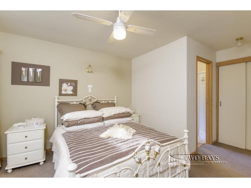 1 St Kilda Street, Mount Eliza VIC 3930