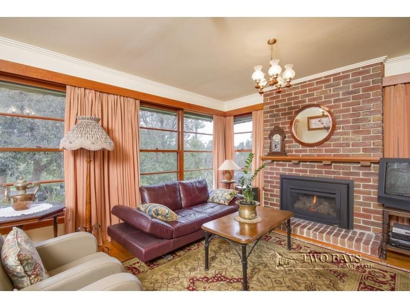 13 Wimborne  Avenue, Mount Eliza VIC 3930