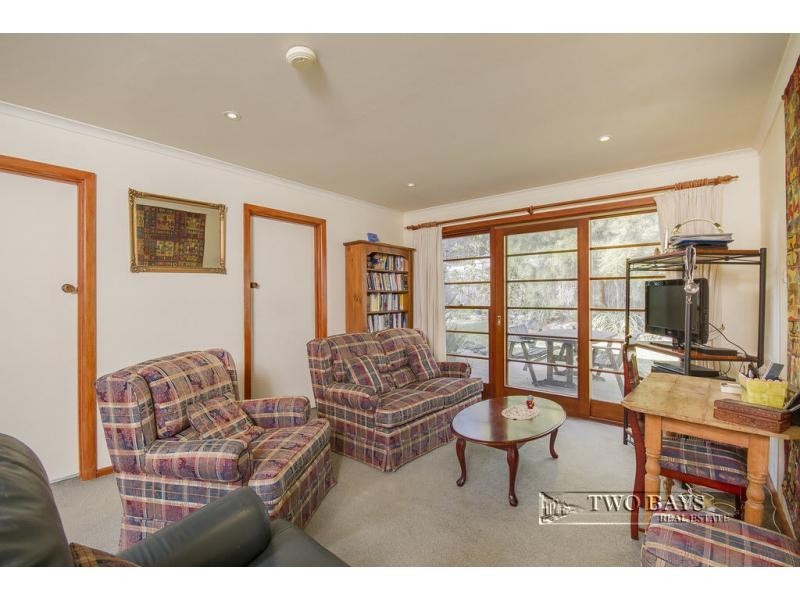13 Wimborne  Avenue, Mount Eliza VIC 3930