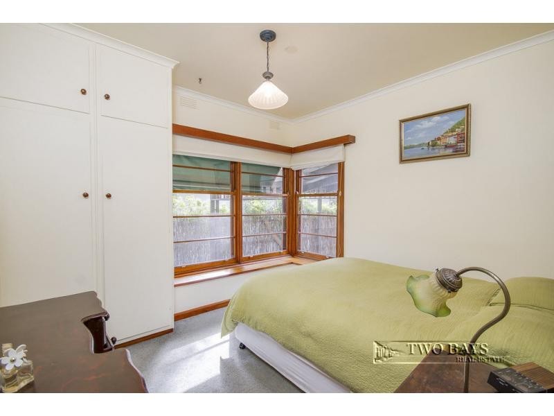13 Wimborne  Avenue, Mount Eliza VIC 3930