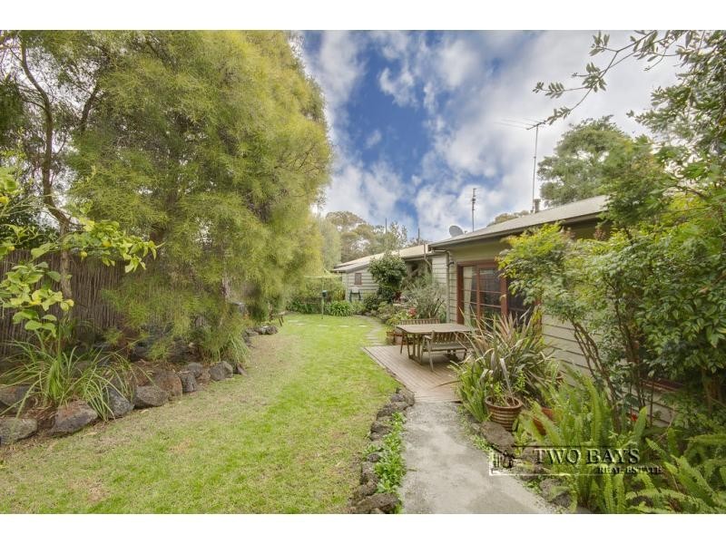 13 Wimborne  Avenue, Mount Eliza VIC 3930