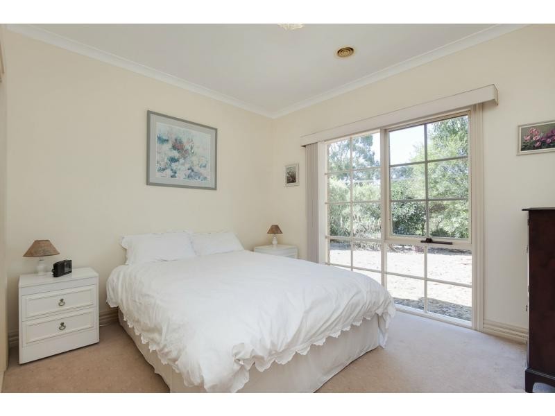 5 Victory Place, Mount Eliza VIC 3930
