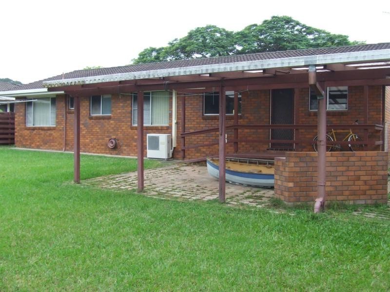 14 Taloumbi Road, Coffs Harbour NSW 2450