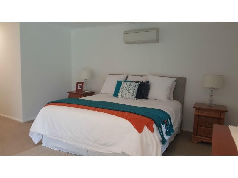 137 Pearl Circuit, Valla NSW 2448