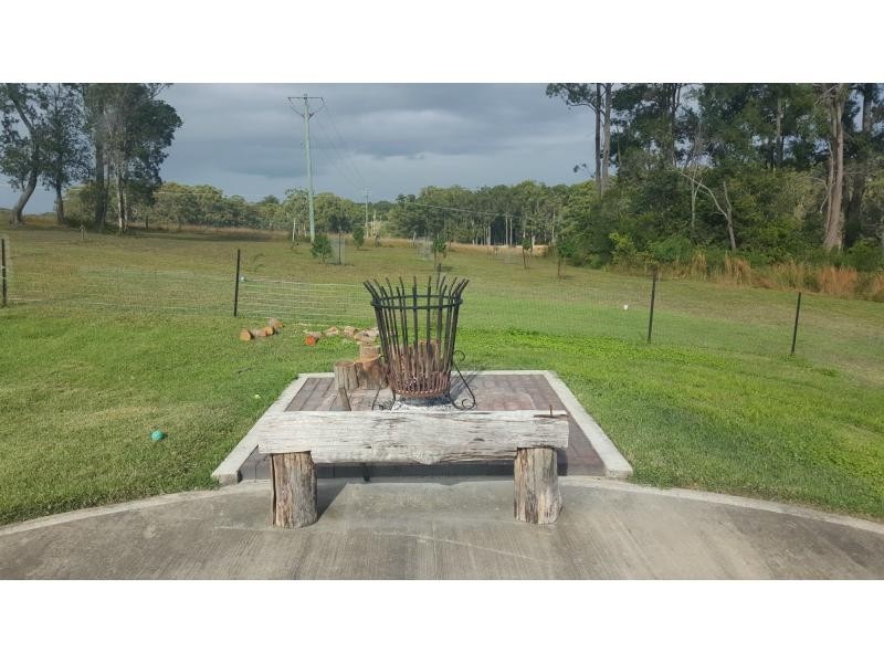 137 Pearl Circuit, Valla NSW 2448