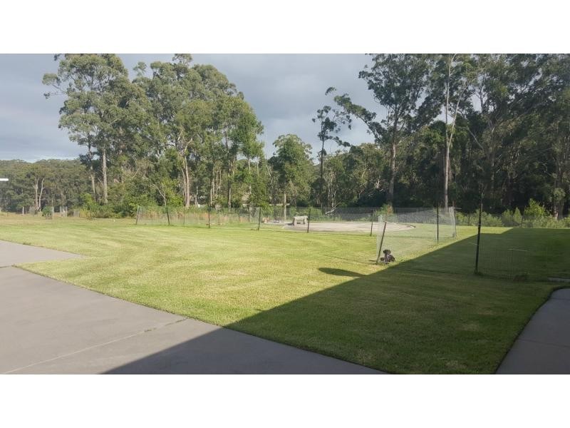 137 Pearl Circuit, Valla NSW 2448