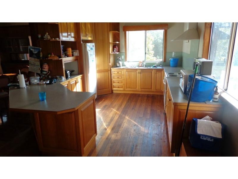 Fine Flower NSW 2460