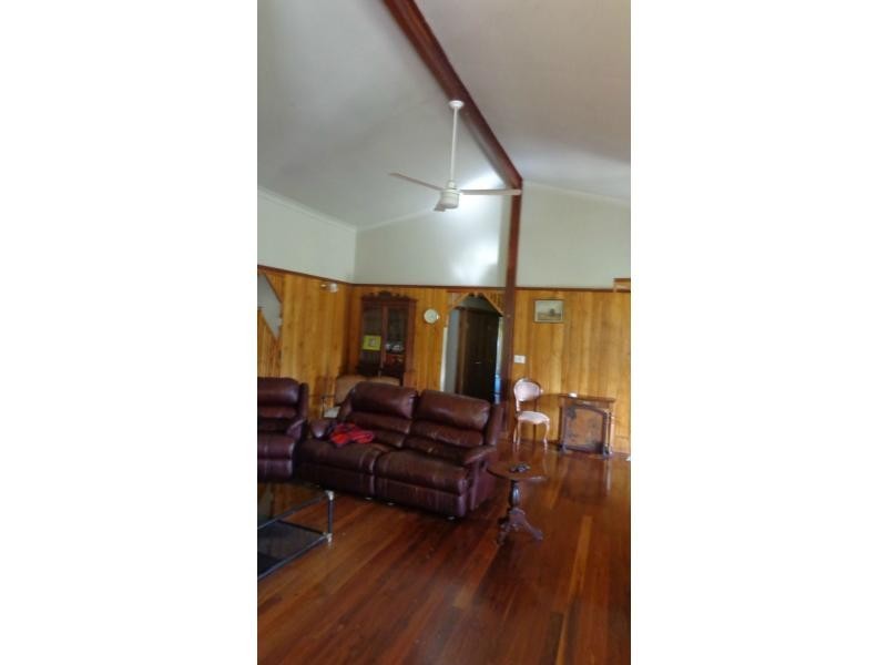 Fine Flower NSW 2460