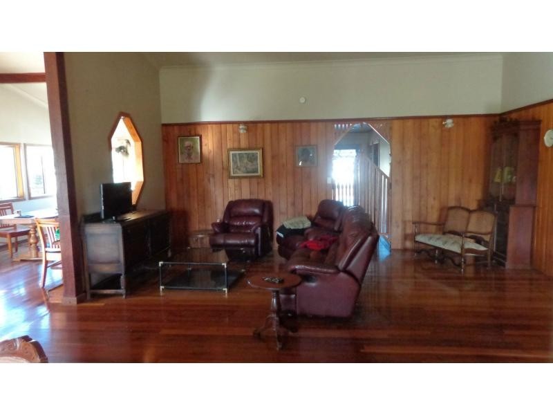 Fine Flower NSW 2460