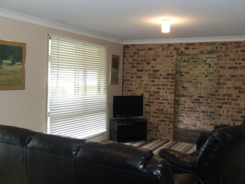 8 Weir Street, Nana Glen NSW 2450