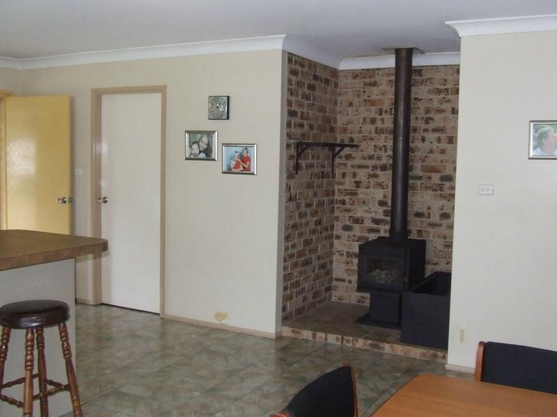 8 Weir Street, Nana Glen NSW 2450