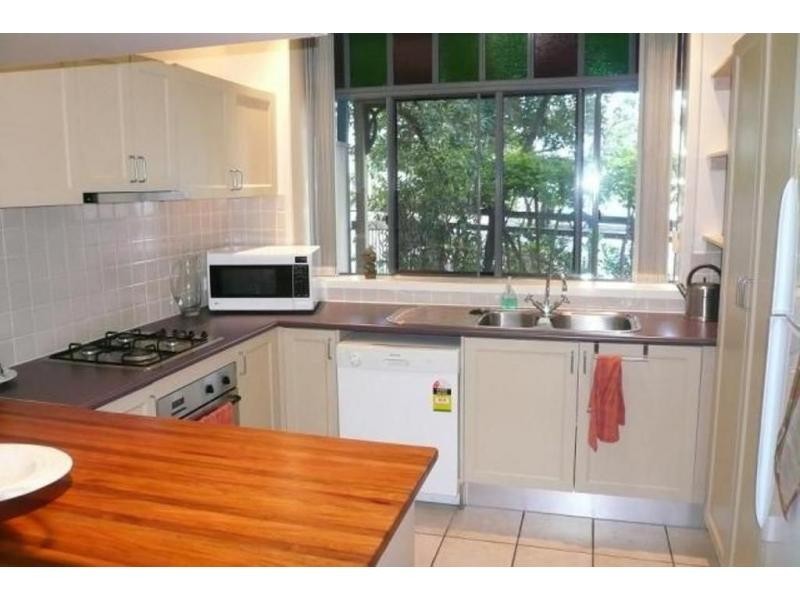 15 Brighton Road, West End QLD 4101