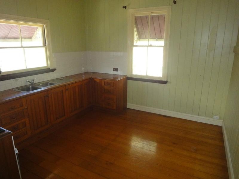 18 Hoogley Street, West End QLD 4101