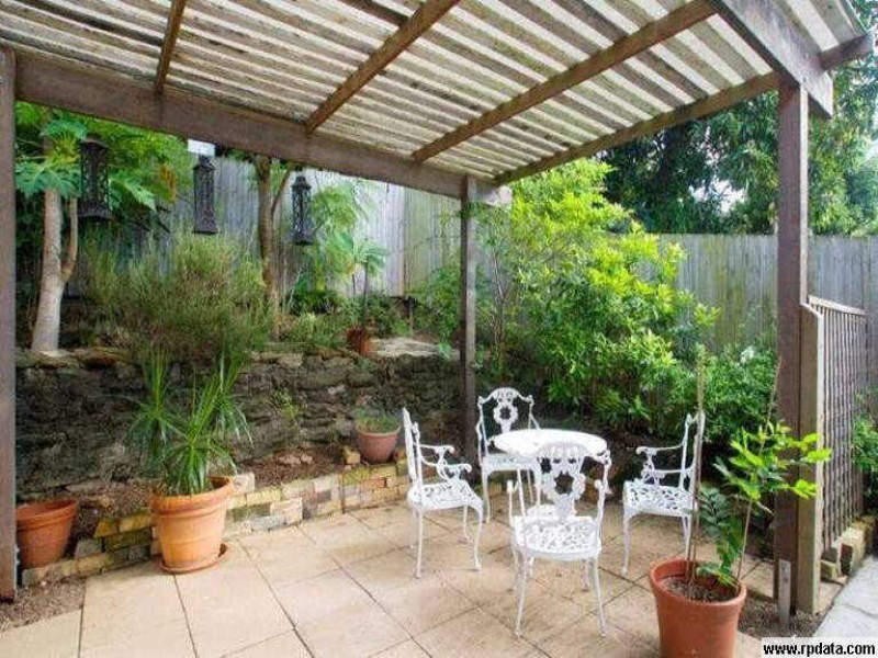 7 West Street, Highgate Hill QLD 4101