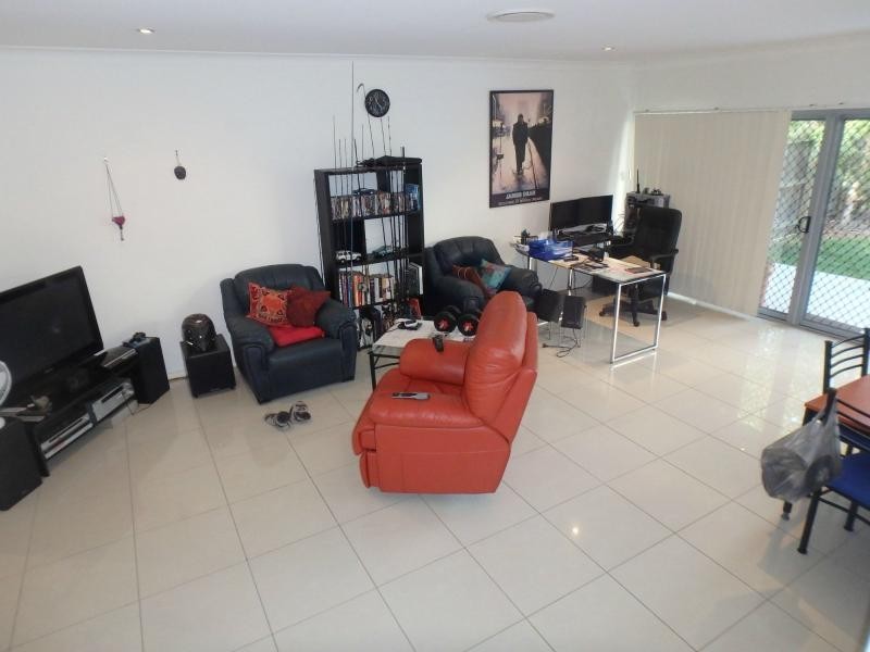 2/40 Julia Street, Wavell Heights QLD 4012