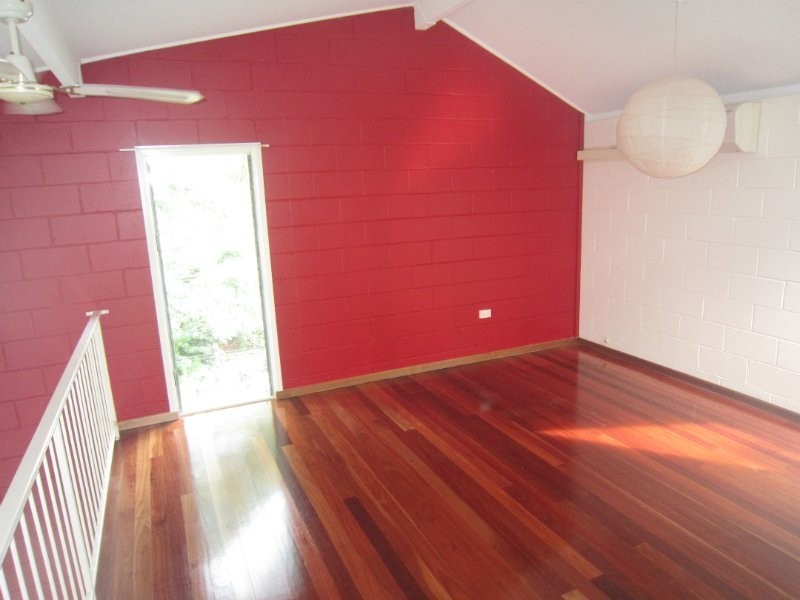 15 Oxford Terrace, Taringa QLD 4068