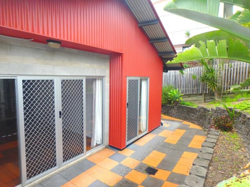 32 Hove Street, Highgate Hill QLD 4101