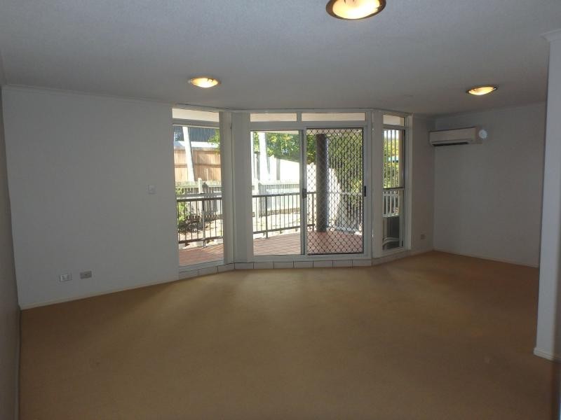 Unit 3/44 York Street, Indooroopilly QLD 4068