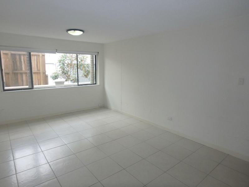 Unit 2/33 Hoogley Street, West End QLD 4101
