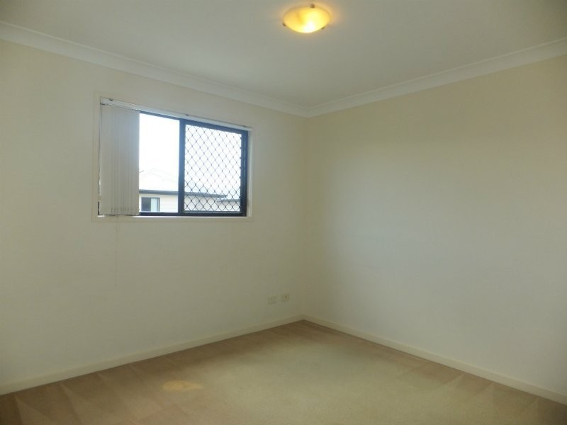 8/48 Halcomb Street, Zillmere QLD 4034