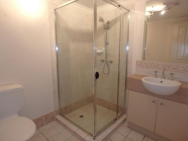 Unit 3/4 Bonney Avenue, Clayfield QLD 4011