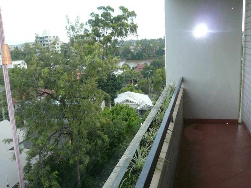 9/8 Doris Street, Highgate Hill QLD 4101