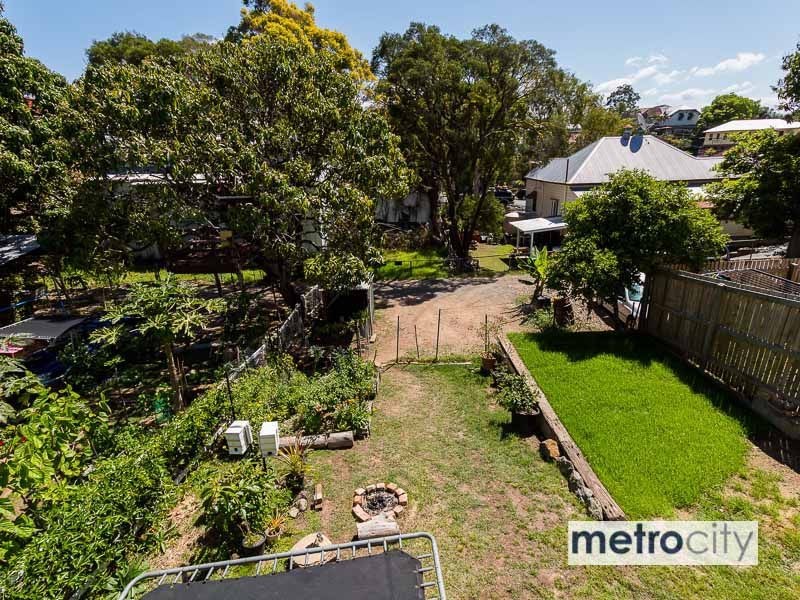 25 Middle Street, Highgate Hill QLD 4101