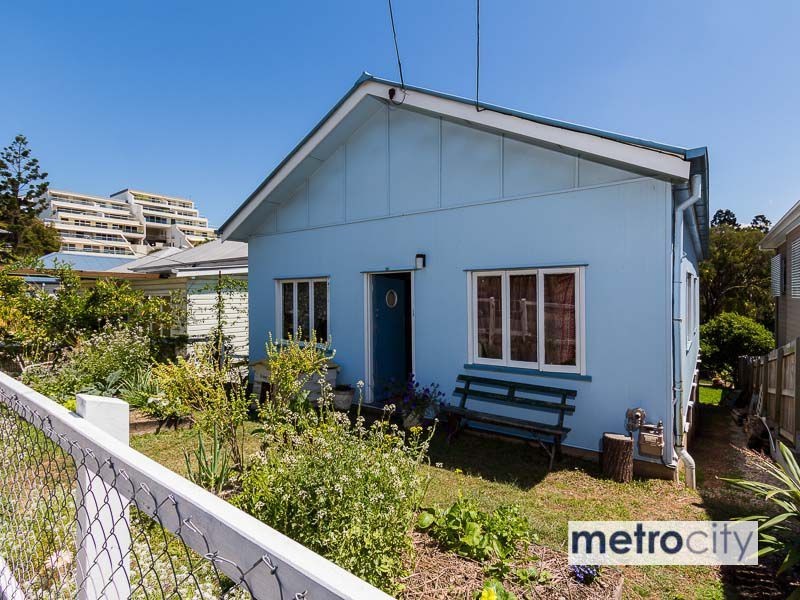 25 Middle Street, Highgate Hill QLD 4101