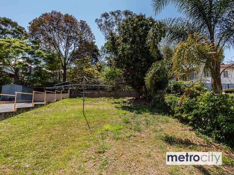28 Gloucester Street, Highgate Hill QLD 4101