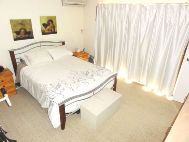 65 Janda Street, Robertson QLD 4109