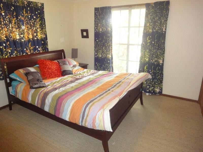 65 Janda Street, Robertson QLD 4109