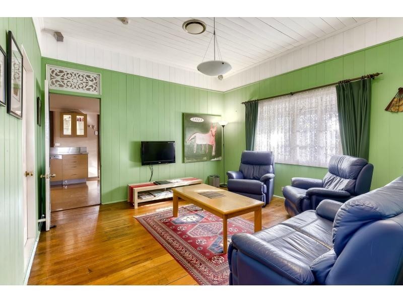 2 Raven Street, West End QLD 4101