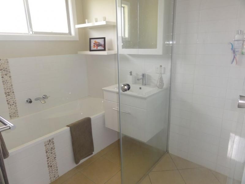 44 Paten Road, The Gap QLD 4061