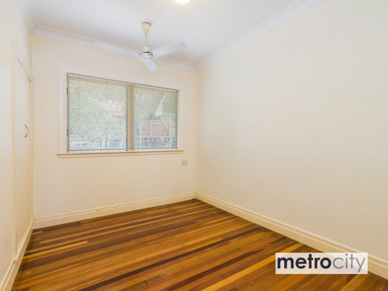 24 Ashfield Street, East Brisbane QLD 4169