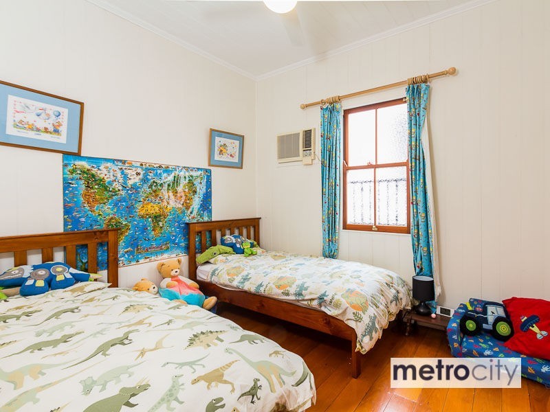 38 Gray Road, West End QLD 4101