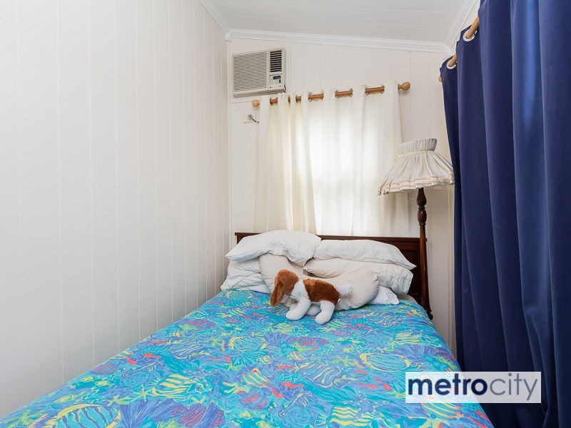 38 Gray Road, West End QLD 4101