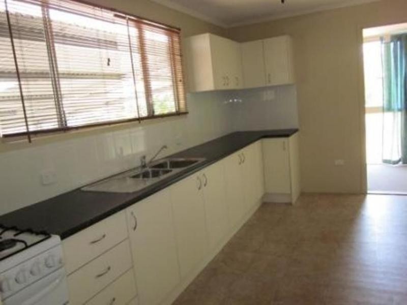 11 Boorana Street, Thorneside QLD 4158