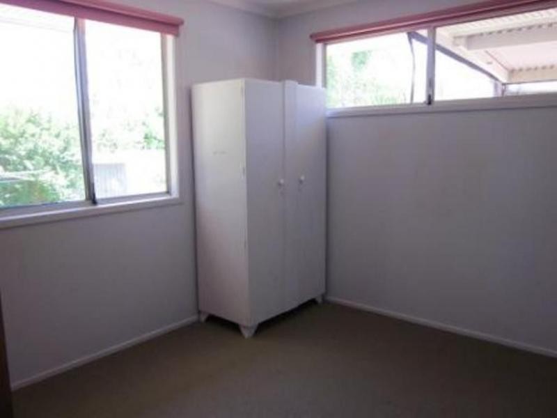 11 Boorana Street, Thorneside QLD 4158