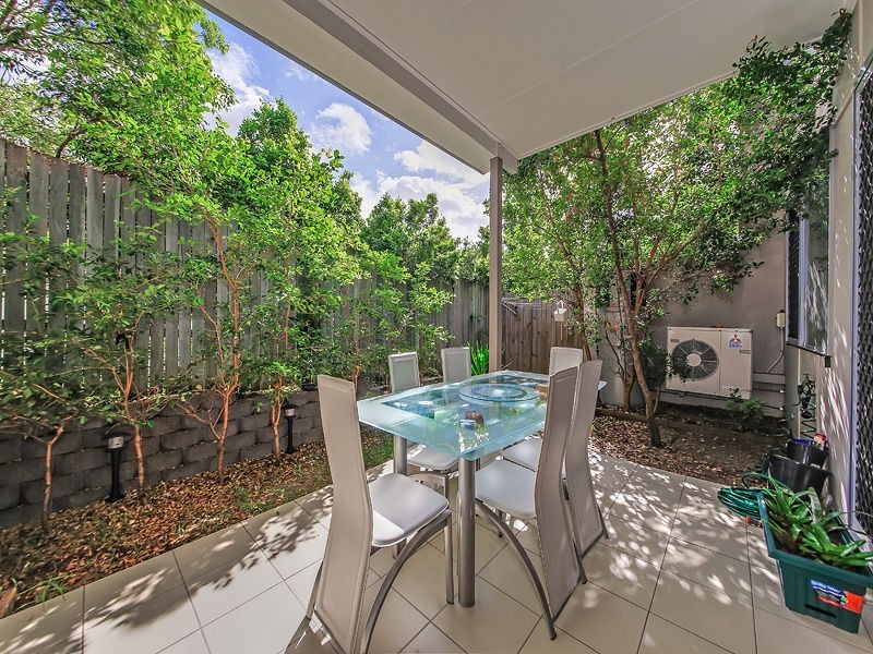 4/42 Julia Street, Wavell Heights QLD 4012