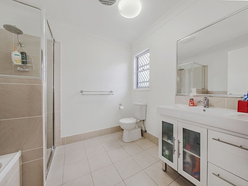 4/42 Julia Street, Wavell Heights QLD 4012