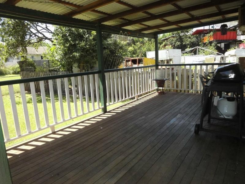 39 Turley Street, Fairfield QLD 4103